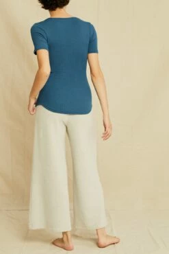 Itana Dream Rib Tee - Azure -AMOUR VERT Sales 0018 Short Sleeve Itana Azure 0252 web 0e131b7a dae3 47d4 b253 e6115d74d115