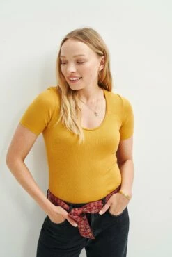 Itana Dream Rib Tee - Chai