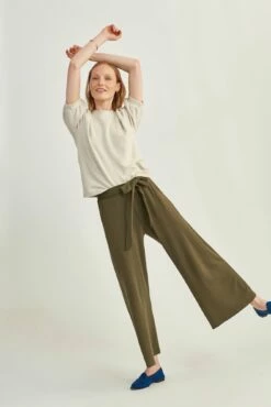 Coco Lounge Pants -AMOUR VERT Sales 0032 Coco Olive 1612 web