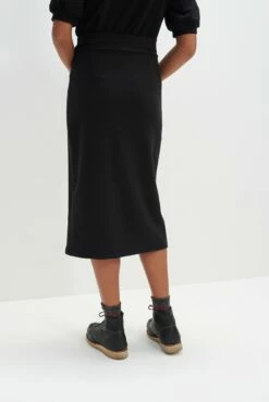 Aria Reverie Terry Skirt - Black -AMOUR VERT Sales 0097 Aria Reverie Terry Black 4505 web 935b9915 0511 4e80 bdd0 f8de0a81536e