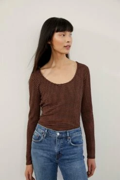 Itana Long Sleeve Scallop Knit Tee - Black Brown