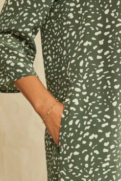 Sandrine Washable Silk Dress - Rocher Dot -AMOUR VERT Sales 0135 Sandrine Rocher Dot 3188 web fd0f0808 1d41 40cb 841b 745ac17fb124