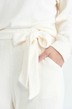 Coco Cloud Rib Pants - Winter White -AMOUR VERT Sales 0177 Coco Sweater Rib Winter White 0108 web bbd453bc 7ff9 468a a8ac e51868970e44