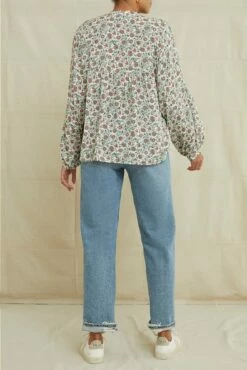 Mai Ecovero Blouse - Lago White -AMOUR VERT Sales 0188MaiLagoWhite 2939 web 3cc8623e f24e 42e9 9e7b a52d33b0a17e