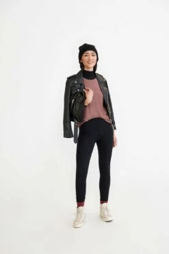 Magda Dream Rib Leggings -AMOUR VERT Sales 0260 Magda Dream Rib Black 1750 web