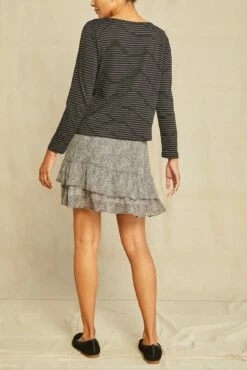 Marley Long Sleeve Tee - Nissi Stripe Black -AMOUR VERT Sales 0296 Marley Nissa Stripe 3313 web a1f2309c 99c5 49c1 b390 4be0171a1ec8