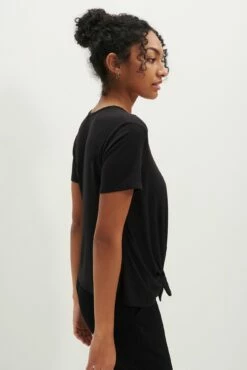 Archie Dream Knit Tee - Black -AMOUR VERT Sales 0299 Archie Black 7049 Web 9a2a248f cd0a 4ddb a405 be13a8c4bf07