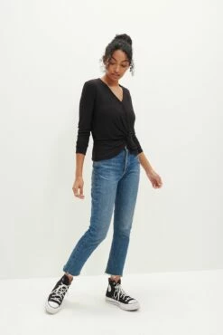 Stinson Long Sleeve Dream Knit Tee - Black 10 Stinson Long Sleeve Dream Knit Tee - Black -AMOUR VERT Sales 0300 Stinson Black 5725 Web e55d0843 91fe 4379 b604 59917b240089