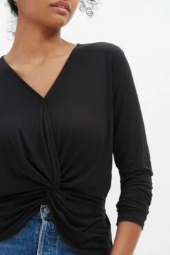 Stinson Long Sleeve Dream Knit Tee - Black 9 Stinson Long Sleeve Dream Knit Tee - Black -AMOUR VERT Sales 0300 Stinson Black 5811 Web e4e3adb4 f534 49b2 8b4c 013d346c8010