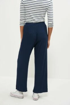 Willow Paris Rib Pants - Ocean -AMOUR VERT Sales 0305 Willow Ocean 0246 web 8b0bd2af 7e65 4d81 84b6 a3b21e815bcc