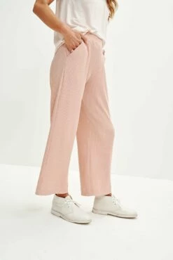 Willow Paris Rib Pants - Rose -AMOUR VERT Sales 0305 Willow Paris Rib Rose 1197 web db075d41 2eaa 4c1e bb3a bc482a53134a