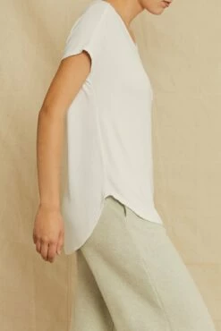 Stella Dream Rib Tee - White -AMOUR VERT Sales 0320 Stella Top White 3824 web 850a88d7 34c3 418b 88a0 7a00eb2e6649