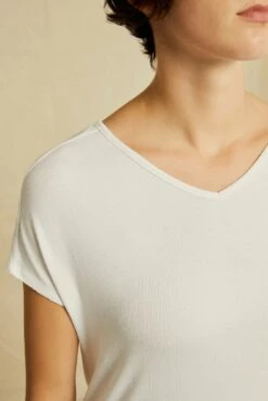 Stella Dream Rib Tee - White -AMOUR VERT Sales 0320 Stella Top White 3882 web 877c69a4 409c 473f 8151 1620060bb687