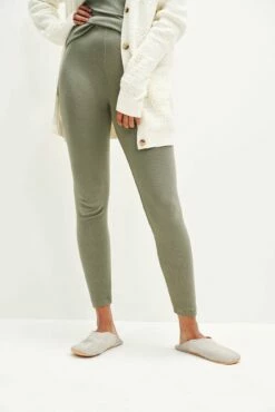 Magda Cropped Dream Rib Leggings - Vetiver