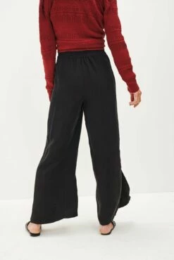 Sol Pant - ReAmour -AMOUR VERT Sales 0353 Sol Pant Black 1991 web 3fa42825 4168 4899 857f 7819f661f900