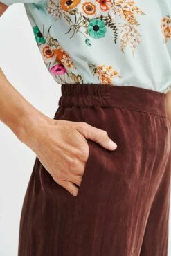 Sol Pant - ReAmour -AMOUR VERT Sales 0353 Sol Pant Earth 0255 web 481f869c 65dc 4910 8932 ca90296af8a2