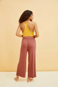 Rowan Zero-Waste Pant - Earth -AMOUR VERT Sales 0356 Rowan Earth 1018 web 12511809 edb2 49bb abc8 5e6d8325f506