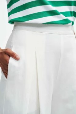 Deslin Pant - Zinnia - ReAmour -AMOUR VERT Sales 0369 Deslin Salt 2 0931 web 26ff2899 22f4 4bb0 af8c 3a1637d33b29