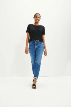 Berkeley Dream Rib Tee - Black -AMOUR VERT Sales 0372 SS Berkeley Dream Rib Black 0891 Web 64e0d2ea da8f 4865 8067 ef843be8334b