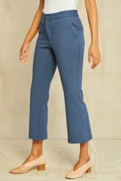 Beatrice Cropped Flare Pant -AMOUR VERT Sales 0429 Beatrice Crop Flare Azure 3706 web