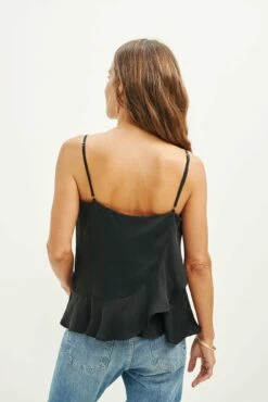 Lisbon Cupro Blouse - Black 10 Lisbon Cupro Blouse - Black -AMOUR VERT Sales 0491 Lisbon Black 2315 web ca8e8c10 583b 4e25 ae17 01dba04f2eed