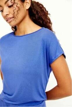 Chessa Dream Knit Tee - Lapis -AMOUR VERT Sales 0505 Chessa Lapis 0784 web 5d0acbc6 cda1 48e2 95e6 3e719ca0f45c