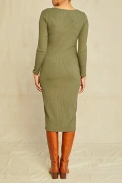Soraya Paris Rib Dress - Calla Green -AMOUR VERT Sales 0530 Soraya Calla Green 1644 web 01b95092 13f6 47bd 9c10 72c0a5d9ad77