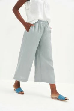 Salice Linen Pants - Eucalyptus -AMOUR VERT Sales 0558 Salice Linen Eucalyptus 1280 web 519b95bb 258c 41a6 8804 5d1b37b90a8e