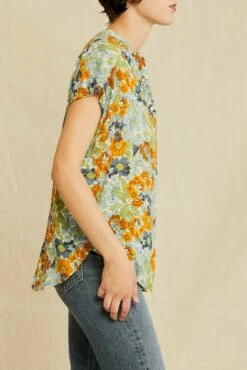 Renata Ecovero Blouse - Veranda Floral -AMOUR VERT Sales 0607 Renata Ecovera Veranda Floral 2584 web 2d333101 826a 4010 af52 c88eabc993f7