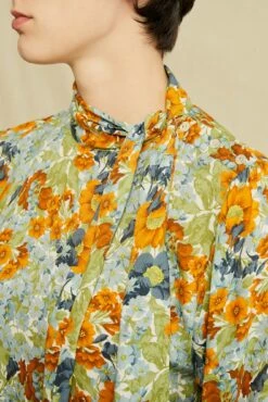 Olivet Ecovero Blouse -AMOUR VERT Sales 0608 Olivet Ecovera Veranda Floral 2922 web