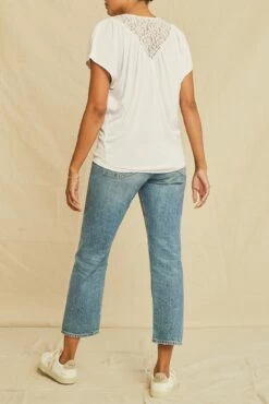 Mayr Lace Dream Knit Tee - White -AMOUR VERT Sales 0675 Lace Inset Mayr White 1676 web 7dce766f 0627 4516 bcae 18da0ce1e116