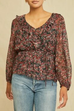 AMOUR VERT Sales 39 Yvonne Nouveau Silk Blouse