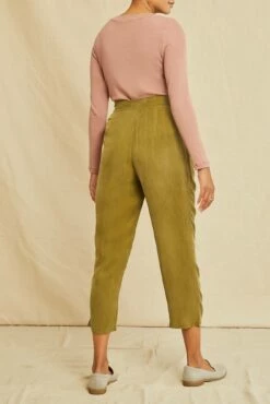 Eve Cottonseed Cupro Pants - Matcha -AMOUR VERT Sales 0704 Eve Matcha 3971 web 458d1f71 0ac4 4087 8fd7 aa8a1e2ce0d4