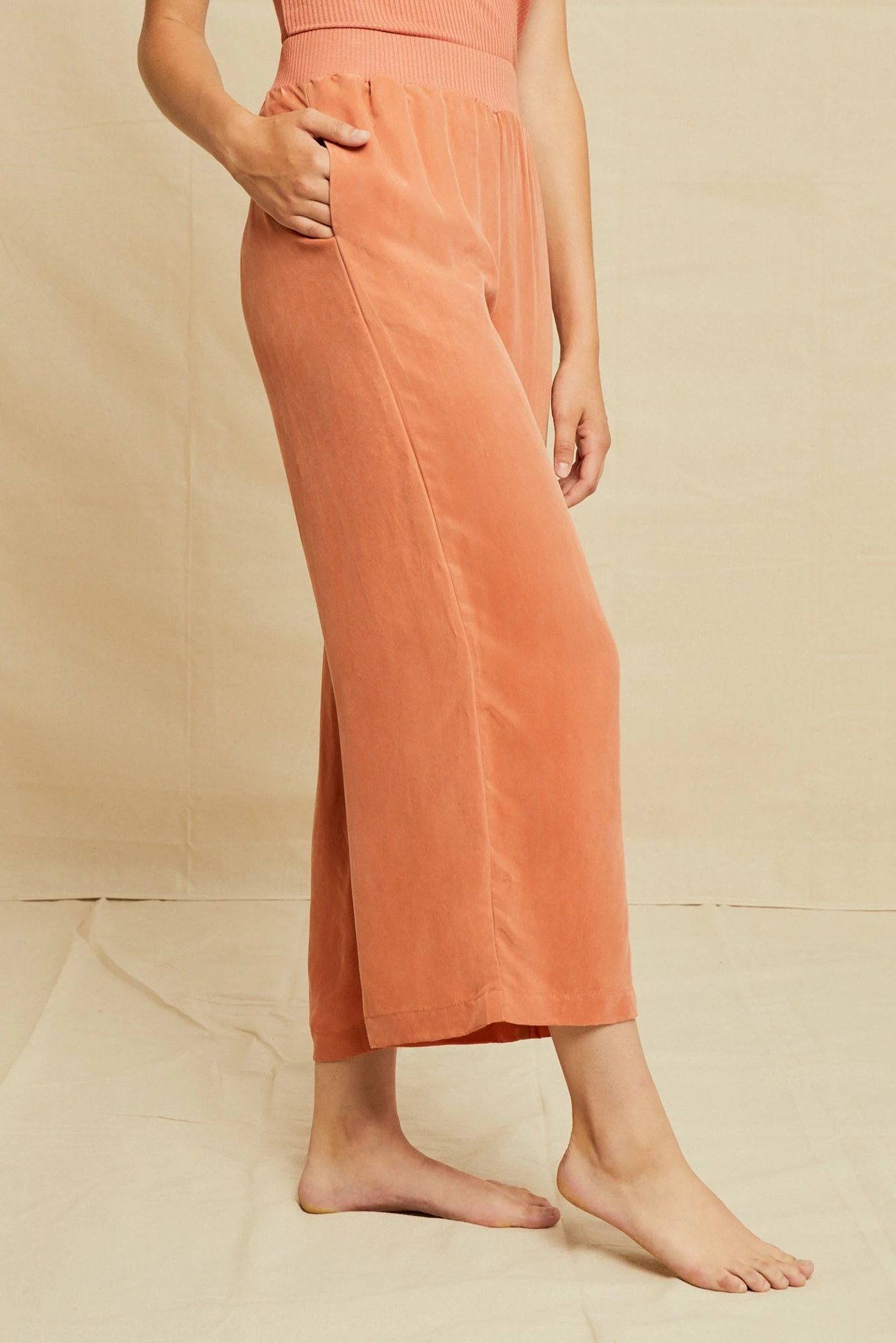 Salice Mixed Cupro Pants - Hibiscus 4 Salice Mixed Cupro Pants - Hibiscus - Image 2