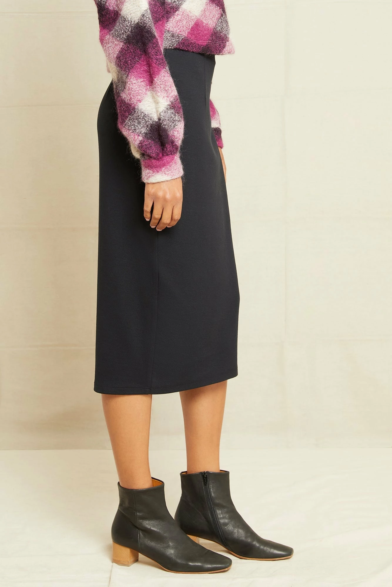 Alice Ponte Midi Skirt - Black 4 Alice Ponte Midi Skirt - Black - Image 2