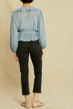 Yvonne Cupro Blouse -AMOUR VERT Sales 0805 Yvonne Pool 2913 web