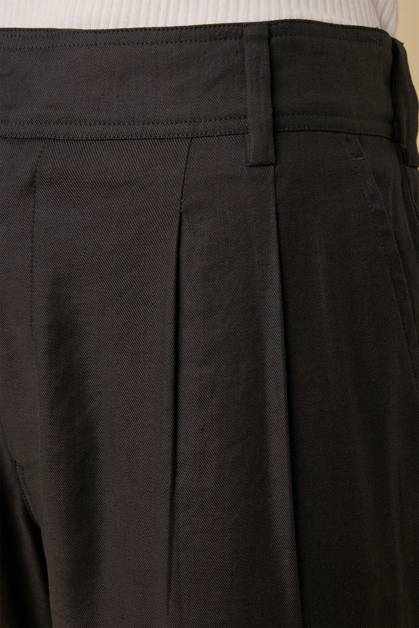 Lyle Femme Fete Stretch Cargo Pant - Pewter 7 Lyle Femme Fete Stretch Cargo Pant - Pewter - Image 5