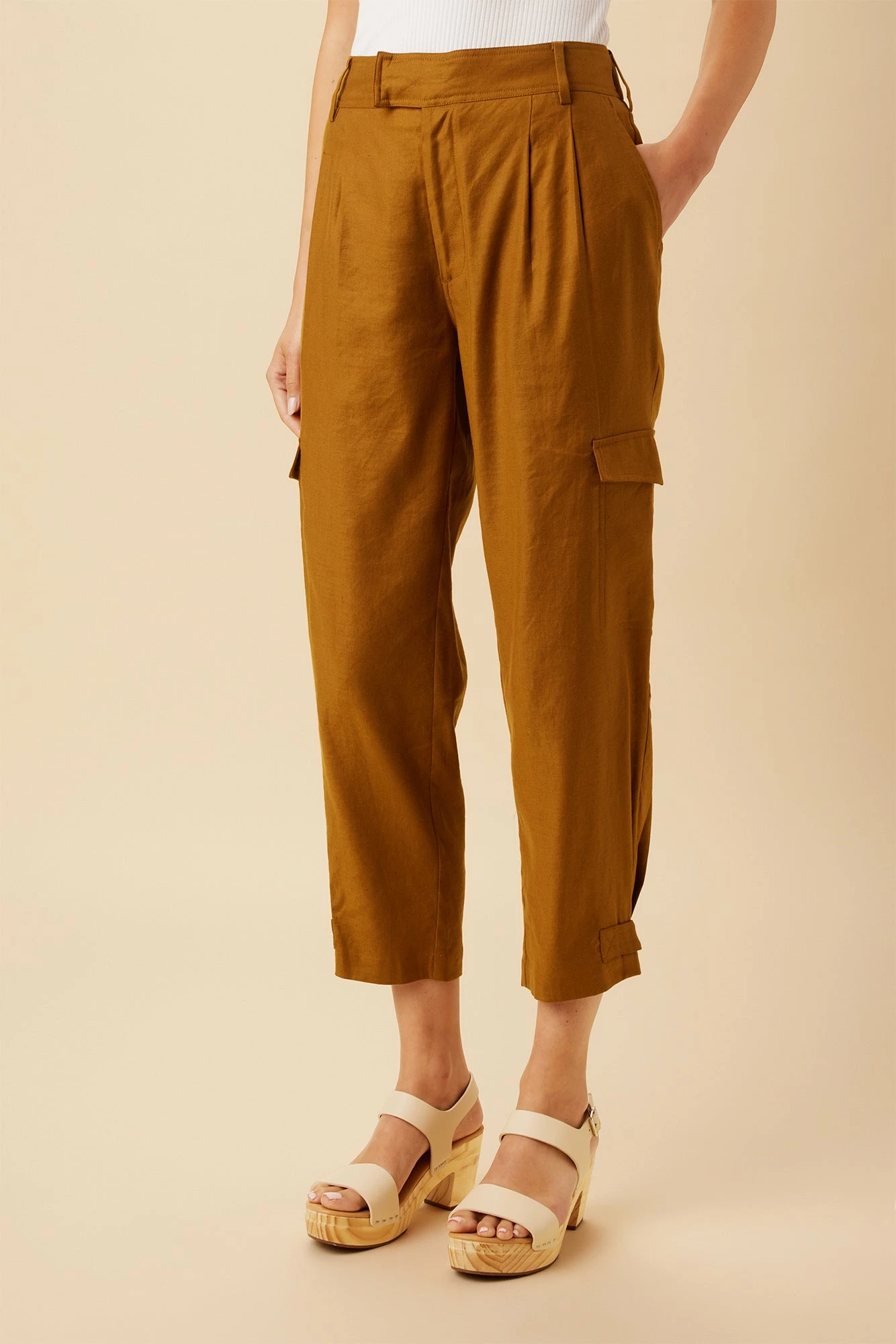 Lyle Femme Fete Stretch Cargo Pant - Spice 3 Lyle Femme Fete Stretch Cargo Pant - Spice