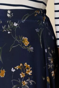 Blaze Washable Silk Skirt - Ana Floral -AMOUR VERT Sales 10227 Blaze Silk Lined Ana Floral 5