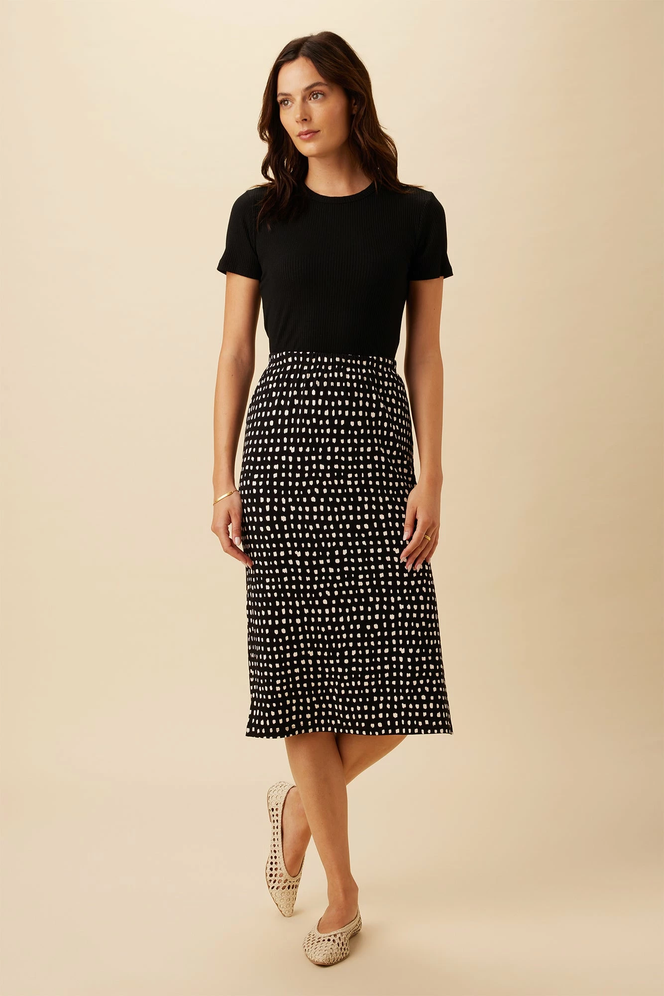 Vindy Viscose Knit Skirt - Valencia Dot Black 4 Vindy Viscose Knit Skirt - Valencia Dot Black - Image 2