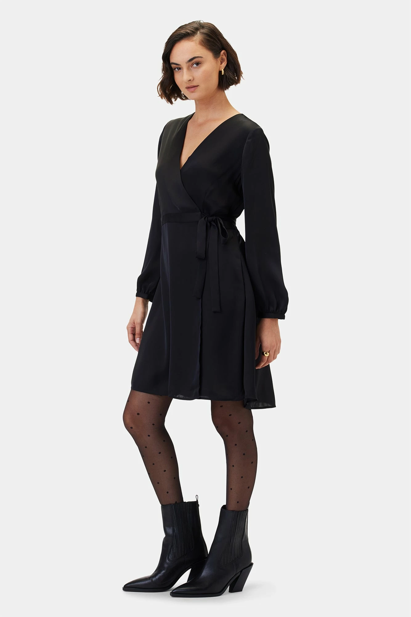 Ivy Long Sleeve Dress - Black 4 Ivy Long Sleeve Dress - Black - Image 2