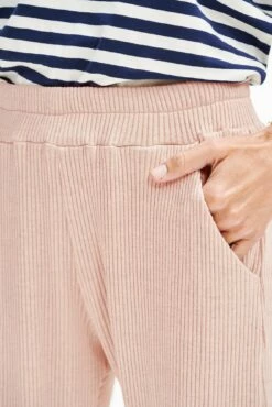 Skylar Paris Rib Joggers - Rose 9 Skylar Paris Rib Joggers - Rose -AMOUR VERT Sales 2050 Skylar Jogger Rose 0091 web c5a6413d de74 4be4 9ae9 707823c7d7fb