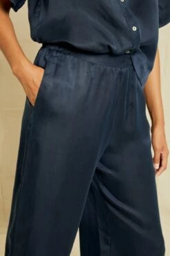 Mabel Cottonseed Cupro Pajama Pants - Navy -AMOUR VERT Sales 211013 AV October ECOMM 0222MabelNavy 5265 dbaa6729 6845 46c0 aa45 38ea95cb3e06
