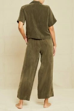 Mabel Cottonseed Cupro Pajama Pants - Olive -AMOUR VERT Sales 211013 AV October ECOMM 0222MabelOlive 5382 web db67ed7d 1726 4bc9 961d c7083cb48886