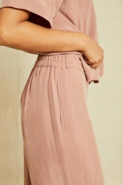 Mabel Cottonseed Cupro Pajama Pants - Quartz -AMOUR VERT Sales 211013 AV October ECOMM 0222MabelPJBottomQuartzCupro 6276 web 3384707f f21c 44f4 9fa6 d0870185639e