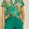 Renata Washable Silk Blouse - Rosalind Floral 2 Renata Washable Silk Blouse - Rosalind Floral -AMOUR VERT Sales 211013 AV October ECOMM 1068RenataWashableSilkRosalindFloral 7928 web ff5631b2 24b8 47bf a722 eabb49b79159