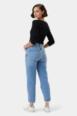 AGOLDE Kye Mid Rise Straight Crop Jean - Forseen -AMOUR VERT Sales 3RDPA6070 Kye Forseen 3 b4a004ed 777b 416d 9f83 624e3966703c