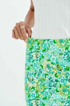Yuma Viscose Skirt -AMOUR VERT Sales 6089 Yuma Naples Floral 1624 web