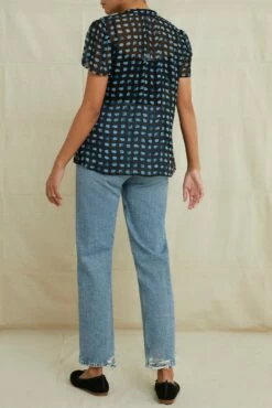 Elodie Nouveau Silk Blouse - Squared Up Black -AMOUR VERT Sales 6672ElodieSquaredUpBlack 3004 web 07564fcd 9fdd 46dc b2e8 9fd279b73790