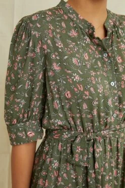 Malta Ecovero Dress - Lago Green -AMOUR VERT Sales 6677MaltaLagoGreen 0851 web 7550c683 42de 4126 8233 8a0d168306e4